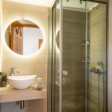 Luxurious - Private Pool, Jacuzzi, Sauna, & Gym - 13km To Rethymno Center Kirianna