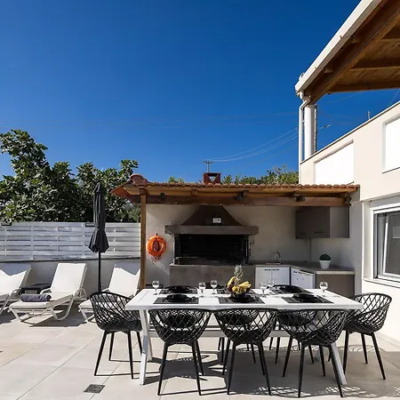 Luxurious - Private Pool, Jacuzzi, Sauna, & Gym - 13km To Rethymno Center Kirianna
