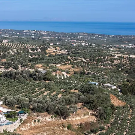 Luxurious - Private Pool, Jacuzzi, Sauna, & Gym - 13km To Rethymno Center וילה Kirianna