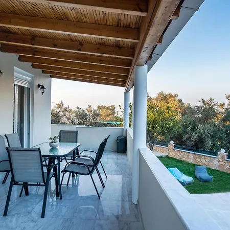 Villa Luxurious - Private Pool, Jacuzzi, Sauna, & Gym - 13km To Rethymno Center *