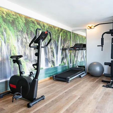 Luxurious - Private Pool, Jacuzzi, Sauna, & Gym - 13km To Rethymno Center *
